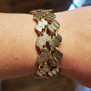 2/$20 Gold Dbl Strand Bracelet w/Floral Engraving